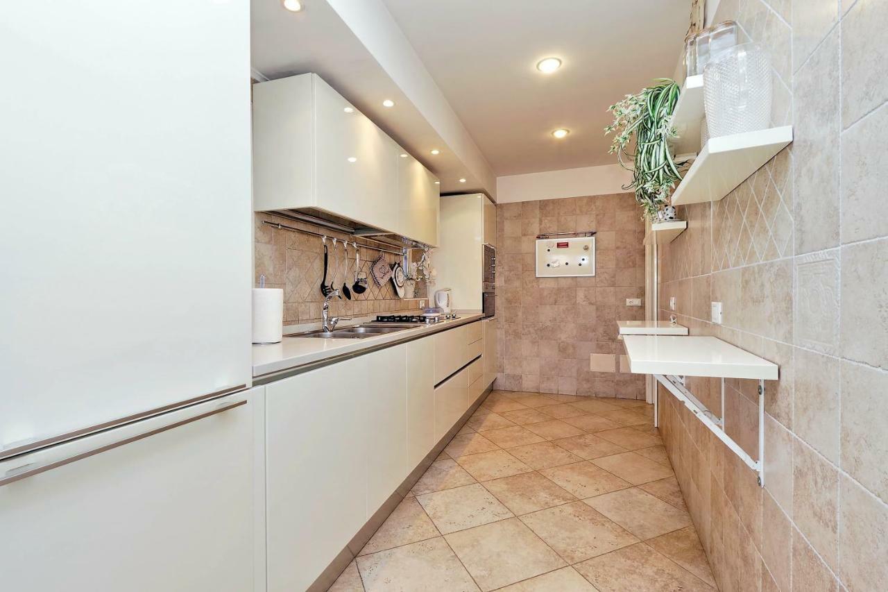 Rione Trastevere Apartment Рим Екстериор снимка
